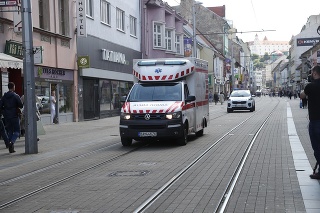 Na Obchodnej ulici sa strieľalo. 