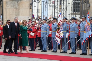 Prezidentka Zuzana Čaputová na návšteve u Miloša Zemana na Pražskom hrade.