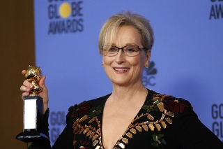 Herečka Meryl Streep si prevzala cenu Cecila B. DeMilleho za celoživotné dielo.