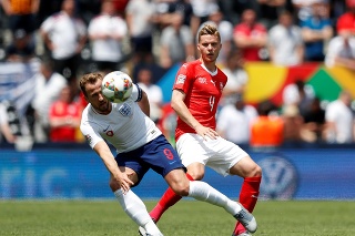 Harry Kane (vľavo) sa v dueli gólovo nepresadil.