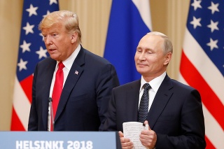 Donald Trump a Vladimir Putin počas summitu v Helsinkách