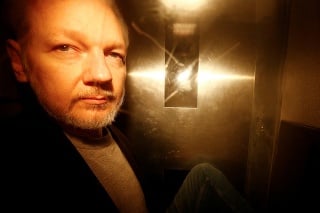 Zakladateľ organizácie WikiLeaks Julian Assange