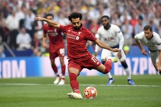 Mo Salah premenil pokutový kop.