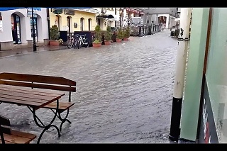 Floriánova ulica počas búrky