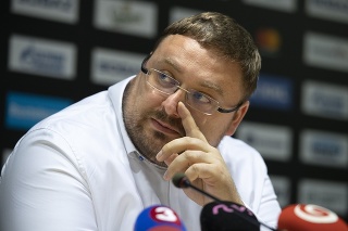 Na snímke člen predstavenstva HC Slovan Bratislava Juraj Široký mladší.
