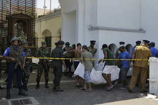 Výbuch nastal aj v kostole sv. Antona v Kolombe.
