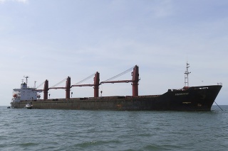 Najväčšia severokórejska nákladná loď určená na vývoz uhlia a dovoz ťažkej techniky