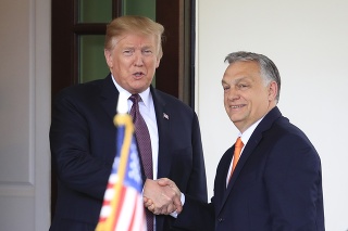 Donald Trump víta maďarského premiéra Viktora Orbána v Bielom dome.