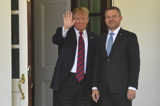 Donald Trump víta slovenského premiéra Petra Pellegriniho v Bielom dome.