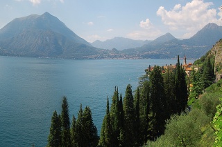 Panoramica del lago di Como con Monte di Tremezzo, Bregnagno e Bellaria