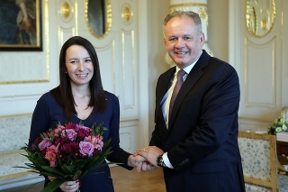 Andrej Kiska počas stretnutia s Hedvigou Malinovou Žákovou v Prezidentskom paláci