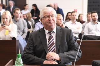 Ján Mazák je uznávaným expertom na ústavné právo.