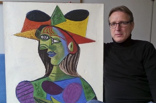 Arthur Brand s ukradnutým Picassom.