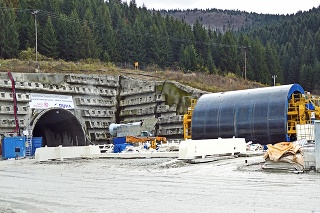 Prevádzku tunela Višňové by mali spustiť do konca roka 2020.