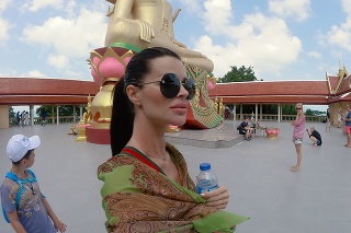 Kucherenko si na posvätnom mieste v Thajsku mala zahaliť prsia: Ups! Toto miestni ešte nezažili