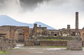 Tragédia v Pompejach zaujíma ľudí aj po dvoch tisíckach rokov (ilustračné foto).