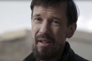 Britský fotoreportér John Cantlie na archívnej snímke z decembra 2016