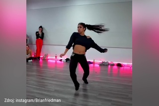 Choreografia 18-ročnej tanečnice vás dostane do kolien: Šialené, čo dokáže so svojim telom!
