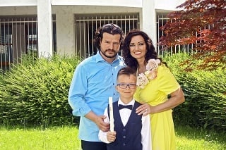 Rodina: Moderátorkin partner Peter a syn Samko sa na dovolenku tešia. 