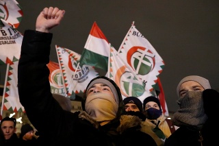 Protivládne protesty v Maďarsku pokračujú.