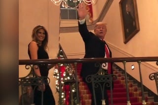 Donald Trump s rodinou na vianočnom večierku v Bielom dome: Americký prezident má pre všetkých jasný odkaz