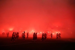  Na sobotňajšom tréningu Galatasaray pripravili pre futbalistov neopísateľnú atmosféru.