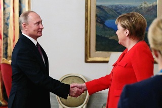 Angela Merkelová vyjadrila svoje obavy ohľadne Ukrajiny.