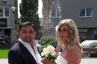 Igor a Vierka počas svadobného dňa.