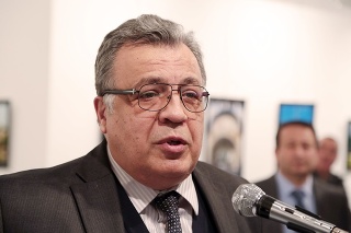 Ruský veľvyslanec v Turecku Andrej Karlov.