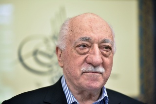 Fethullaha Gülena považujú za strojcu pokusu o prevrat v Turecku.