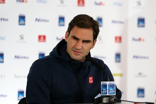 Roger Federer sa vyjadril ku kauze Sereny Williamsovej.