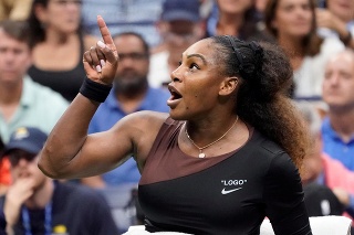 Serena vypenila na rozhodcu.