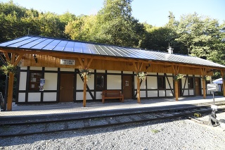 Nová staničná budova Košickej detskej historickej železnice v Čermeli.