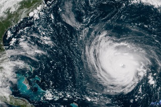 Satelitná snímka hurikánu Florence z utorka 11. septembra.