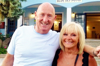 John a Susan Cooperovci zomreli na dovolenke v Hurghade.