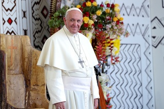 Pápež navštívil Peru.