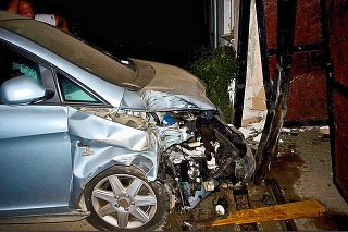 Opitý vodič spôsobil nehodou škodu vo výške 3 000 €.