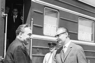 Brežnev dával Dubčekovi na stretnutí tvrdé ultimáta.
