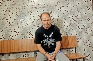 Z vraždy obvinený Tibor (46) si na okolnosti svojho brutálneho činu nespomína.