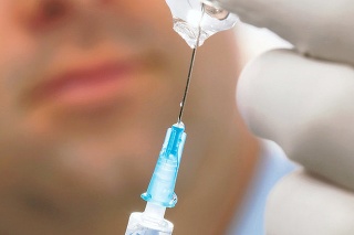 Podľa virológov je očkovanie najúčinnejšou prevenciou proti chrípke.