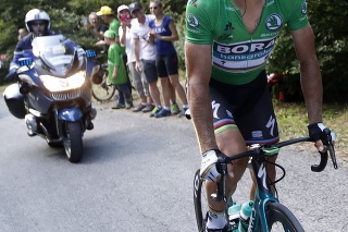 Slovenský cyklista Peter Sagan v zelenom drese vedúceho pretekára v bodovacej súťaži.