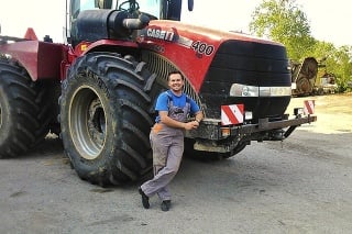 Traktorista František Rada (34)
