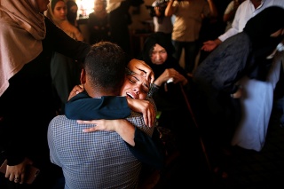 Pri potýčkach s izraelskými vojakmi zomrel palestínsky chlapec (ilustračné foto).