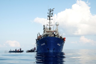 Taliansko odmietlo loď organizácie Mission Lifeline.