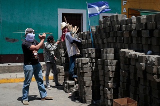 Pri protestoch proti Ortegovi zomrelo v Nikarague už 264 ľudí
