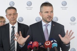 Premiér Peter Pellegrini na návšteve závodu Volkswagen Slovakia.