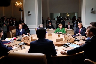Lídri krajín G7 sa stretli v Kanade.