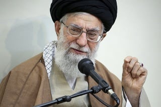 Iránsky najvyšší vodca Ajatolláh Alí Chameneí.
