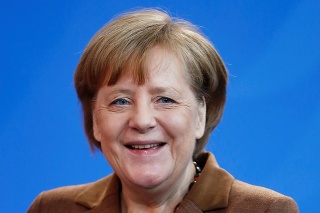 Sociálni demokrati odobrili vytvorenie veľkej koalície s Merkelovou. 