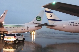 Kolízia nemeckého a izraelského lietadla na Letisku Bena Guriona neďaleko Tel Avivu.